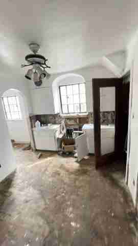 5557 Three Mile (36).jpg